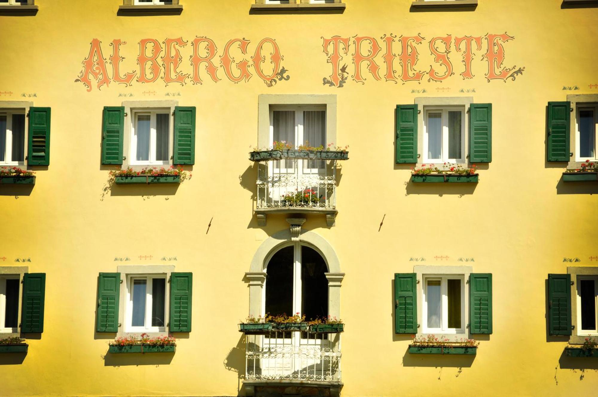 Albergo Trieste Lorenzago Di Cadore Exterior photo